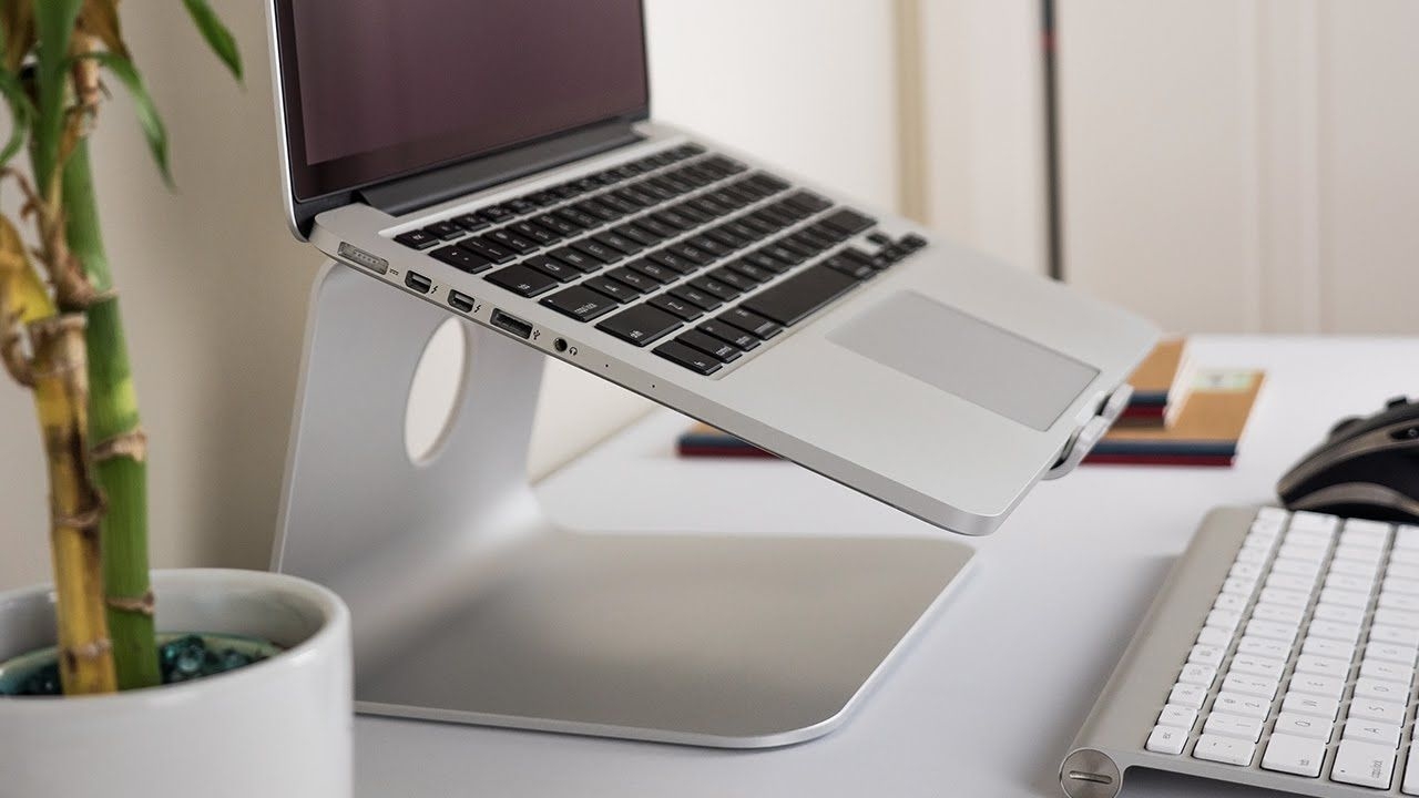 Gi&aacute; đỡ laptop