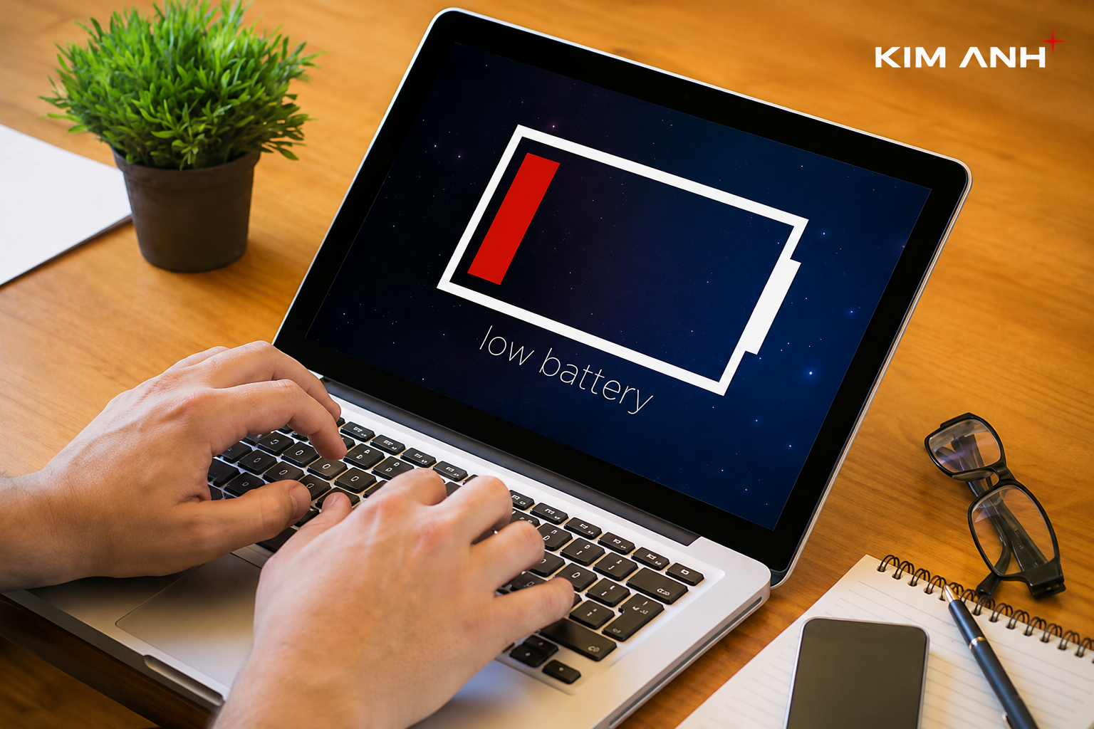 Pin laptop chai bao nhiêu phần trăm thì nên thay? 