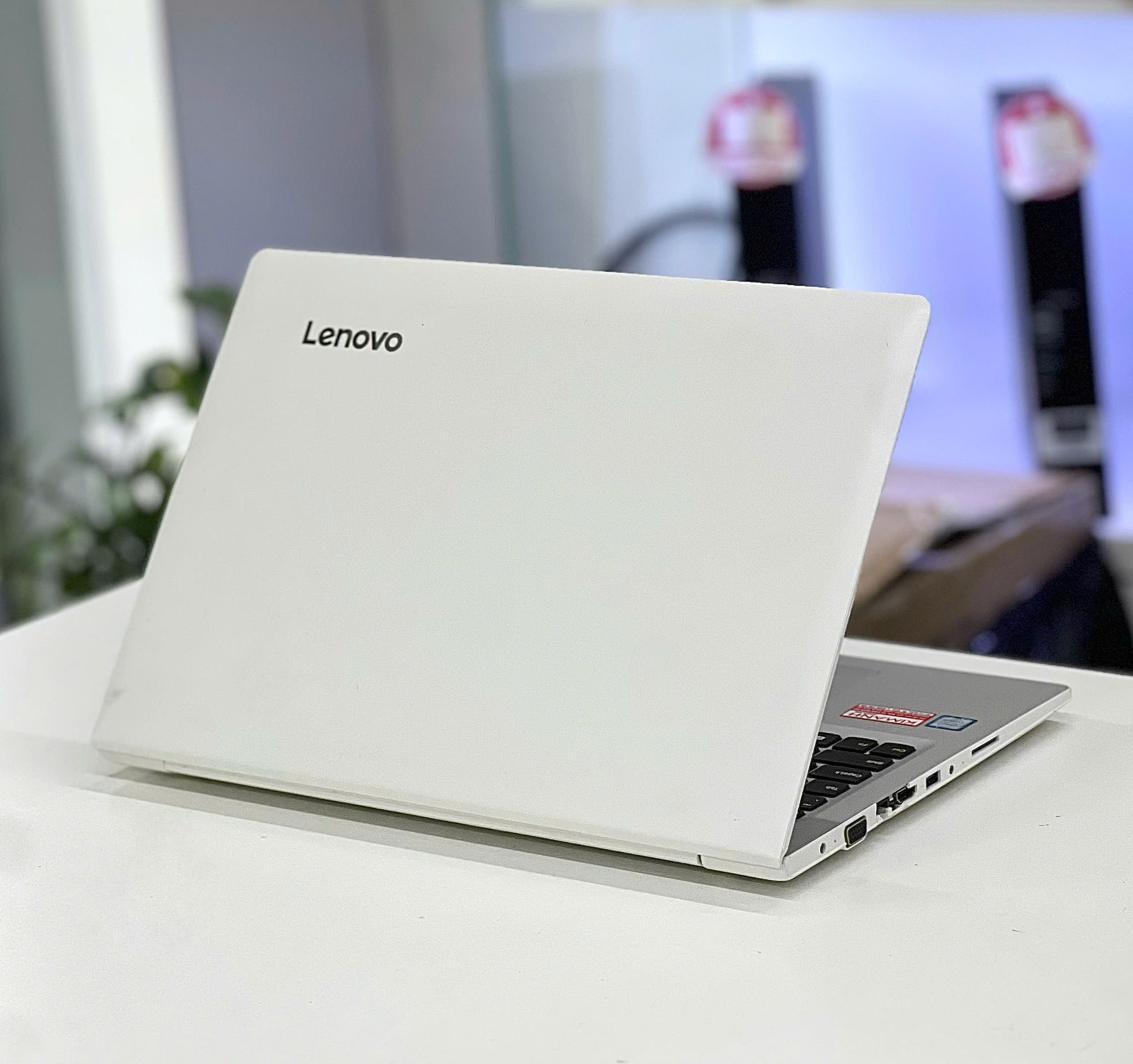 Laptop cũ Lenovo 80SK I5 - 6200U / RAM 8GB/ SSD 256GB/ HD Laptop cũ Lenovo 80SK I5 - 6200U / RAM 8GB/ SSD 256GB/ HD
