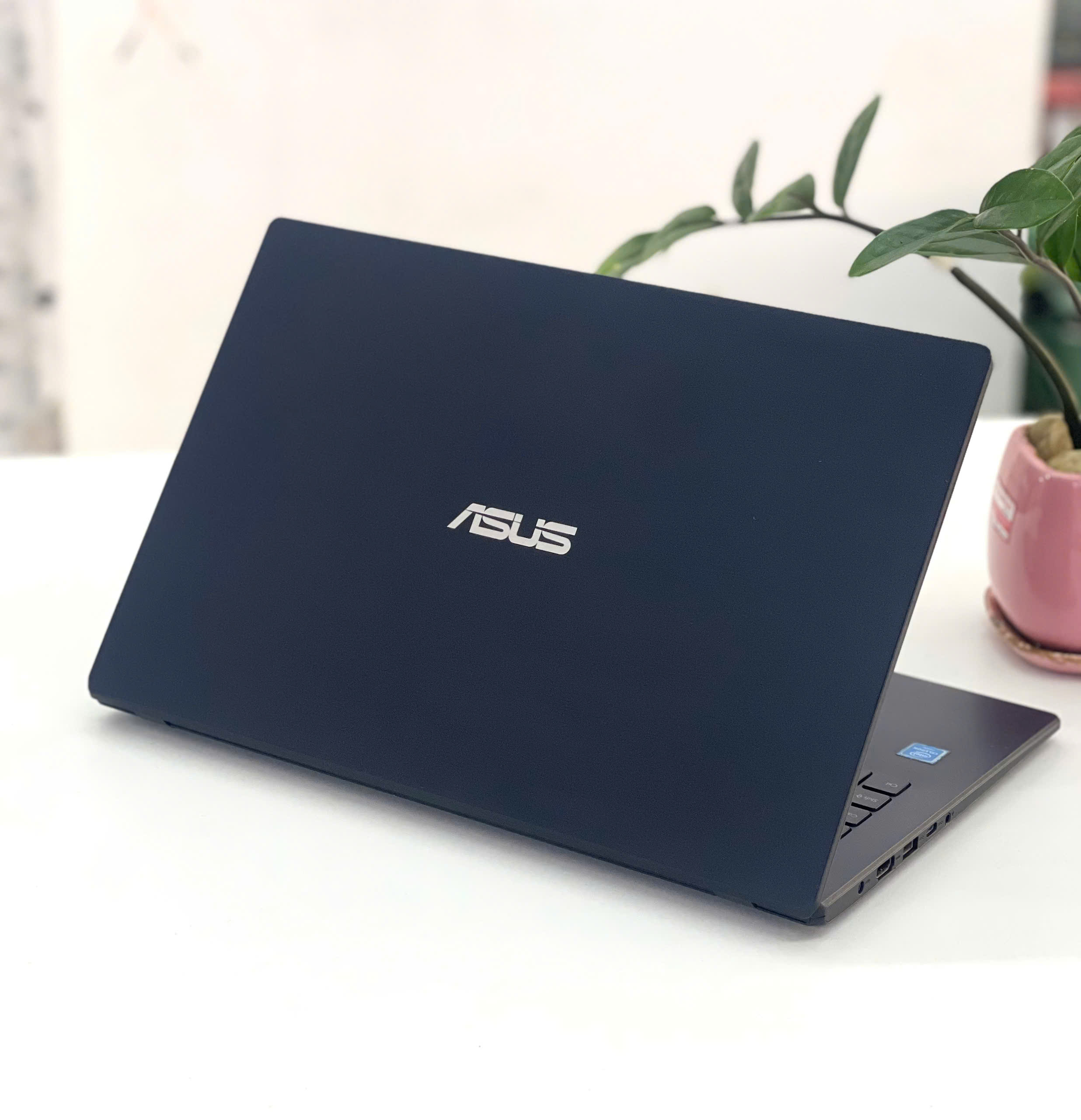 Laptop Cũ Asus Vivobook E510MA/ Celeron N 4020 / RAM 4GB / SSD 120GB / FHD Laptop Cũ Asus Vivobook E510MA/ Celeron N 4020 / RAM 4GB / SSD 120GB / FHD-1501