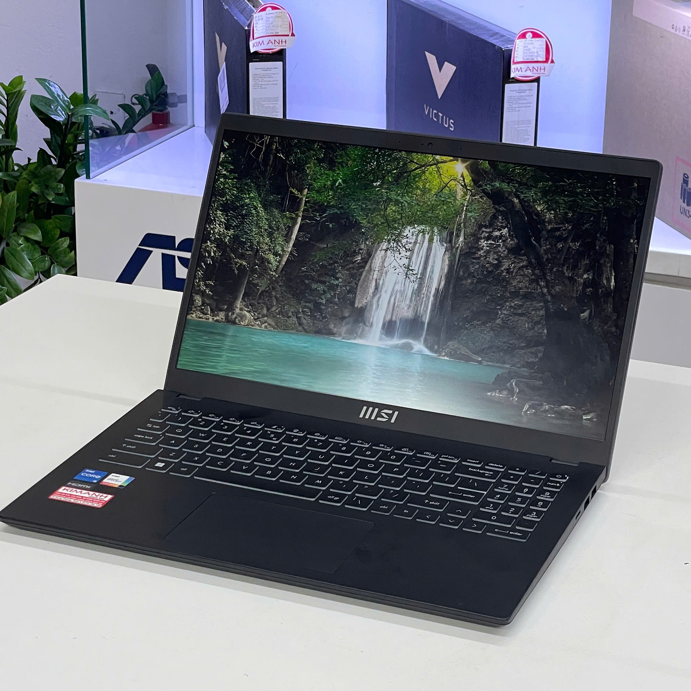 Laptop cũ MSI 15 B12MO Core i5-1235U / RAM 8GB /SSD 512 GB / FHD