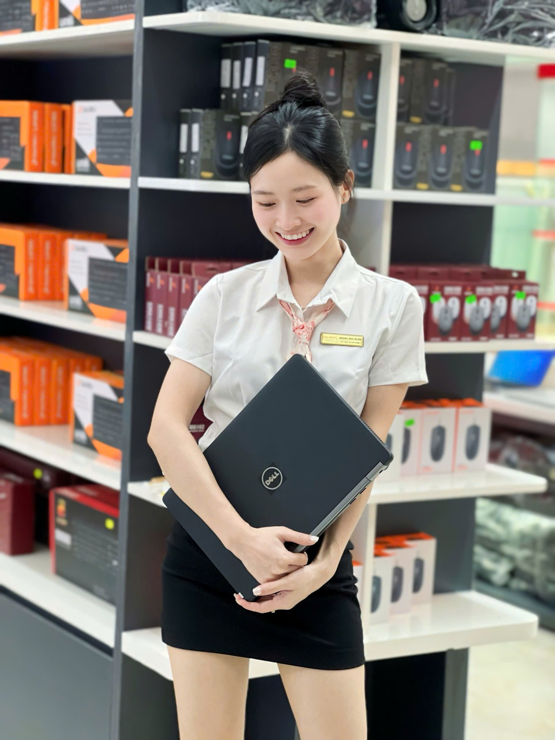 Laptop Cũ Dell Latitude 7470 Core i5-6300U RAM 8GB SSD 256GB FHD Laptop Cũ Dell Latitude 7470 Core i5-6300U RAM 8GB SSD 256GB FHD