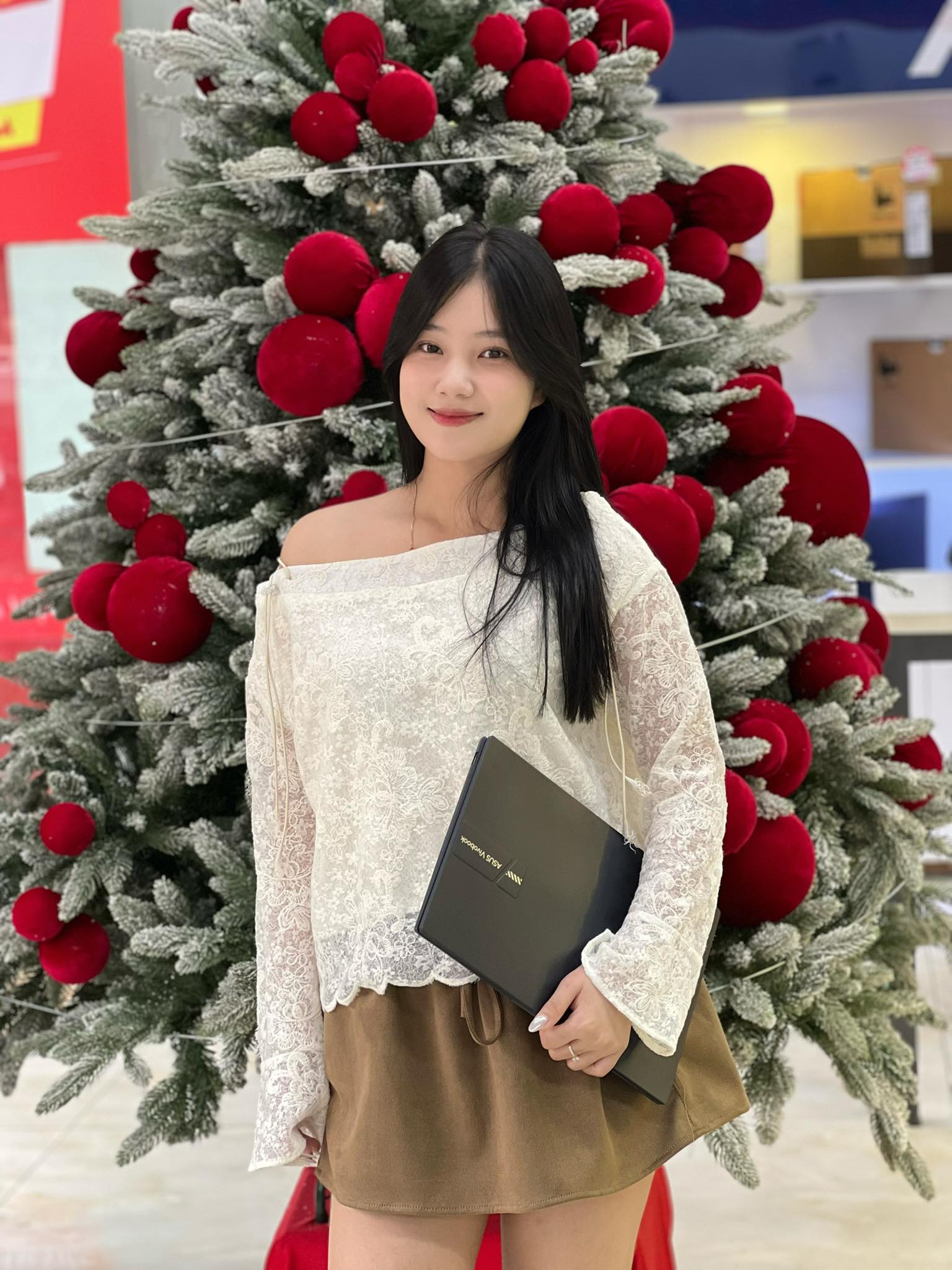 Laptop Cũ Asus Vivobook X1404 I3 - 1215U/ RAM 8GB/ SSD 512GB/ 14 inch FHD Laptop Cũ Asus Vivobook X1404 I3 - 1215U/ RAM 8GB/ SSD 512GB/ 14 inch FHD-1395