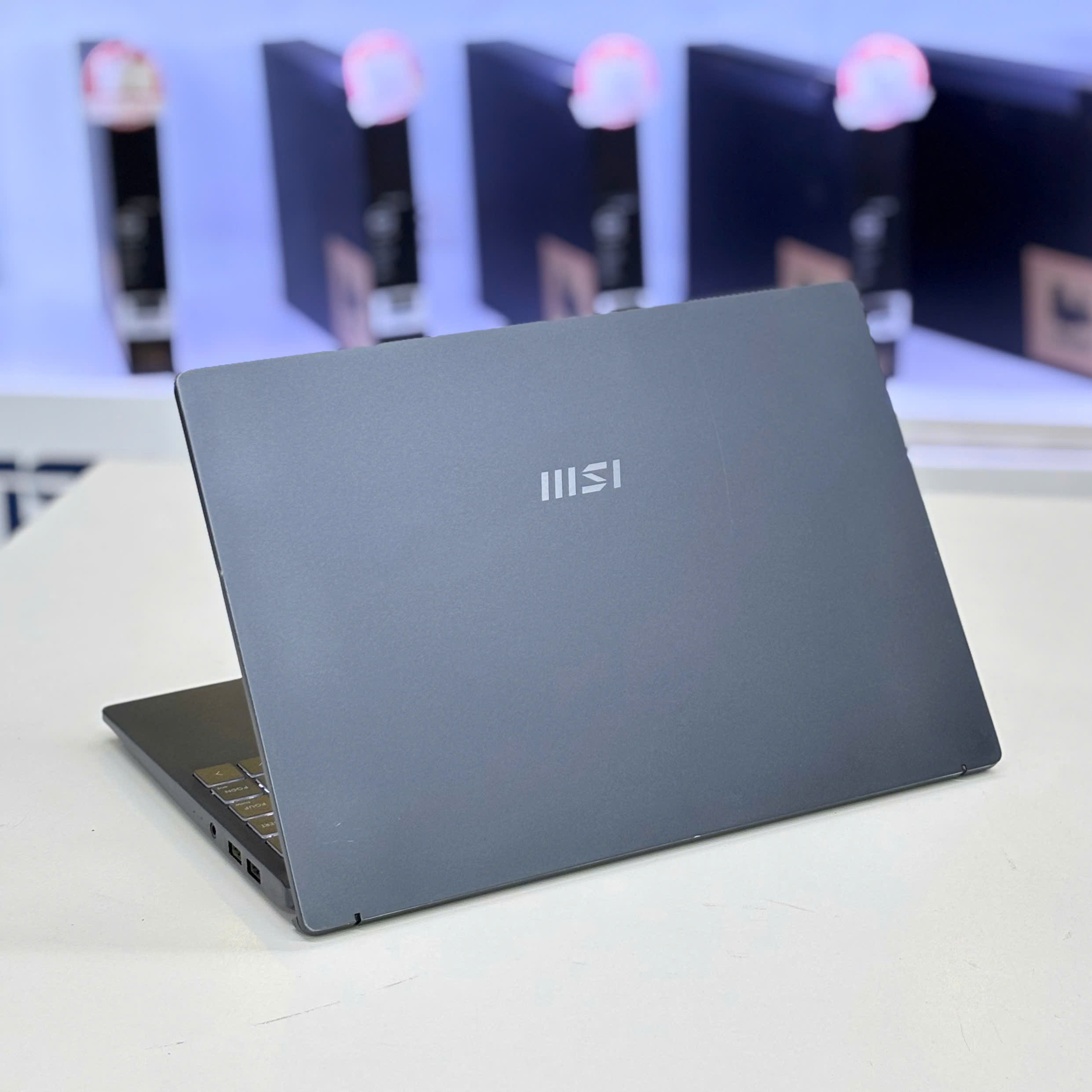 [LIKE NEW] Laptop MSI Modern 14 B11MOU I7-1195G7/ 16GB/ 512GB/ FHD